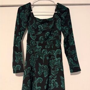 Abercrombie Green and Black Patterned Dress